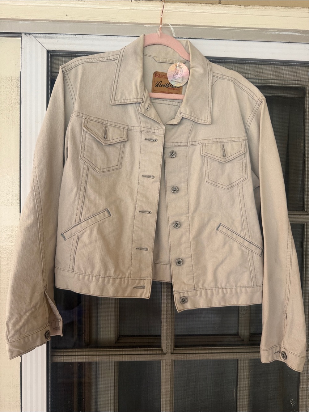 Signature by Levi Strauss vintage Light Beige white Denim Jacket